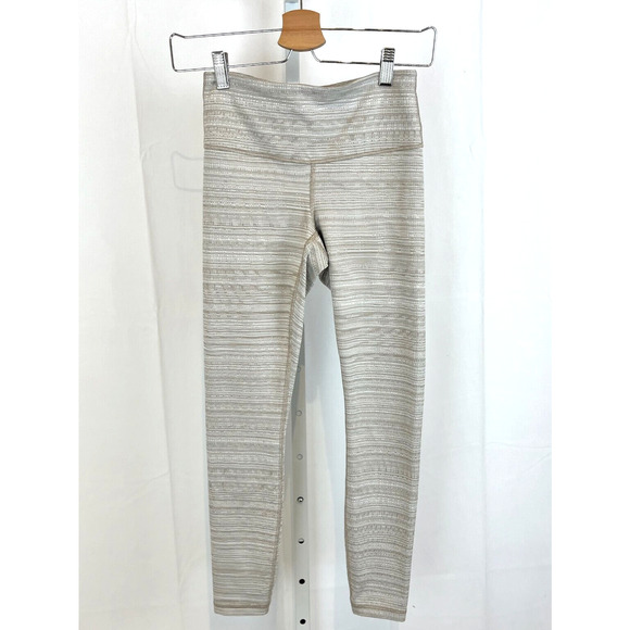 Athleta Pants - Athleta XS High Rise Jacquard Chaturanga 7/8 Tight Leggings Quail Beige